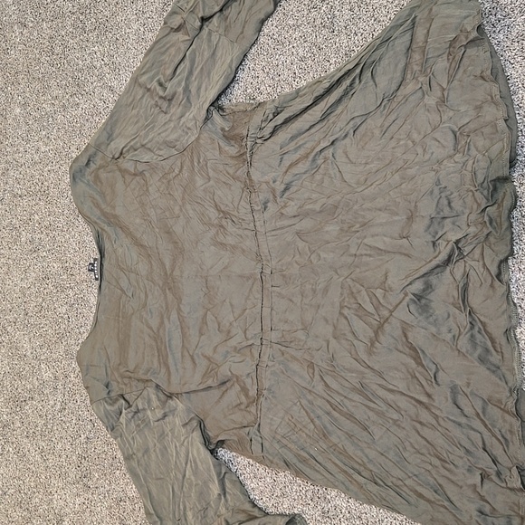 Torrid Women V Neck Belt Tunic Top Dark Olive Blouse Sz 3/3X - Picture 5 of 5